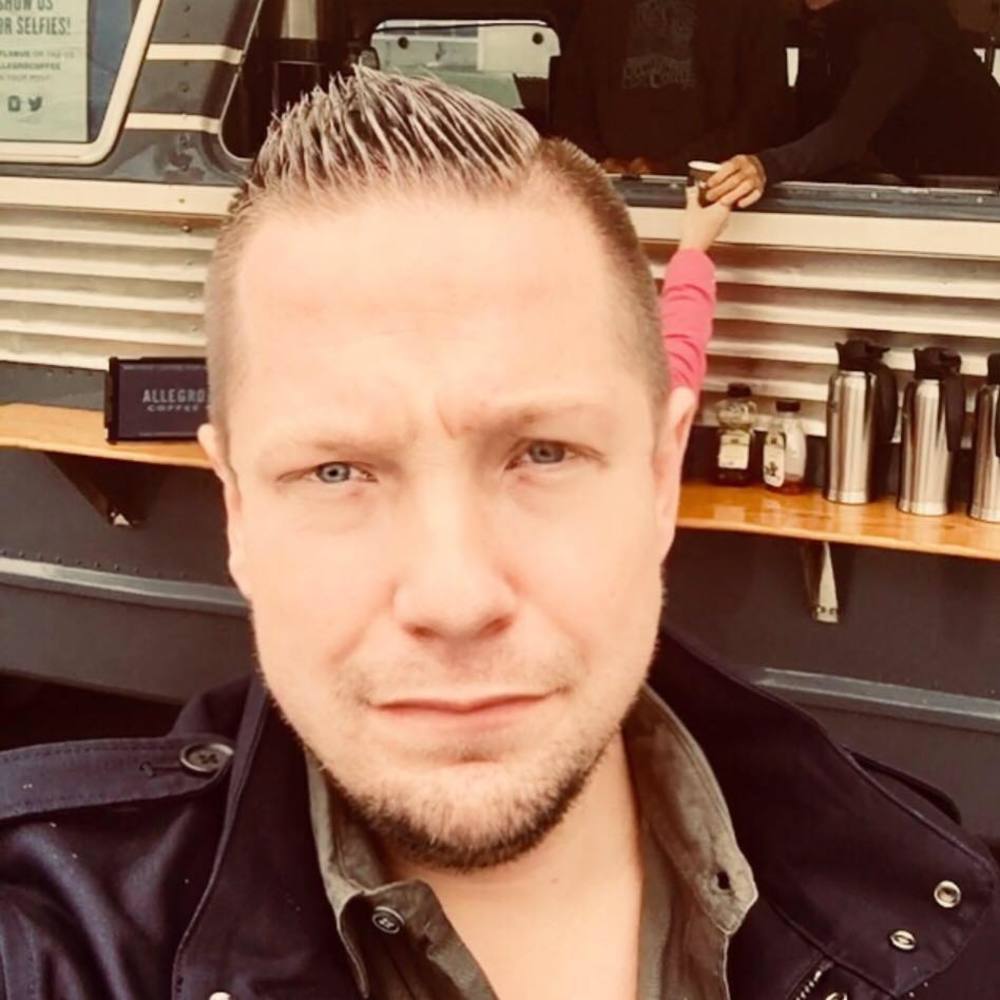 Meet your Posher, Michael